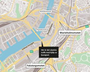 Karta som markerar ut att ett körfält stängs på Gullbergs Strandgata i höjd med Tingstadstunnelns mynning.