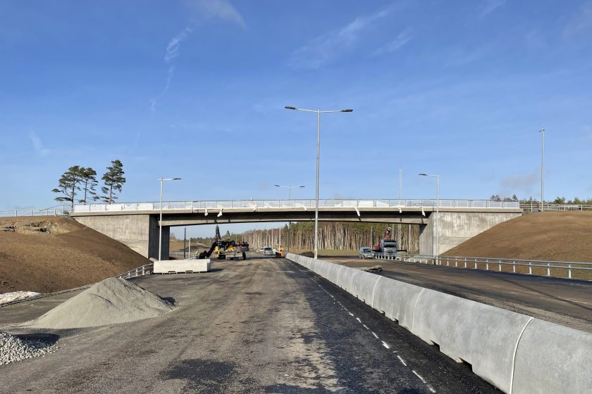 Från den 24 april öppnar bron i Kålseredsmotet samt av- och påfarter för norrgående trafik.