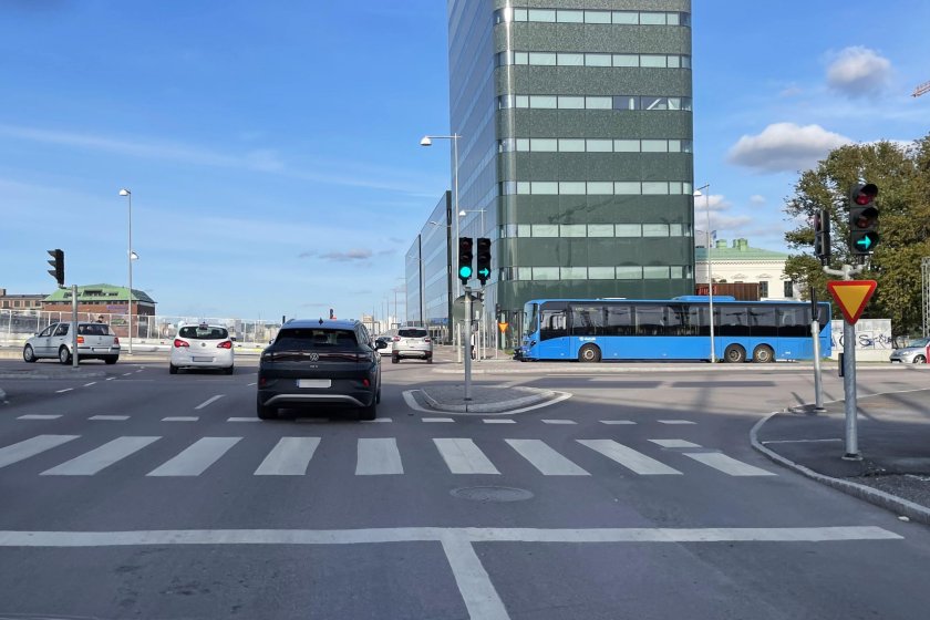 På sträckan mellan Hisingsbron och Stationsmotet har det tidvis varit trångt och långa köer sedan trafiken ökat de senaste veckorna.